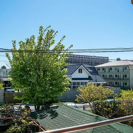 Georgiani Guest house 3*